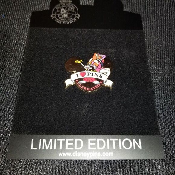 Disney Jessica Rabbit Pin LE 1000 I Heart Pins Love Trading Celebration Roger - Picture 2 of 10